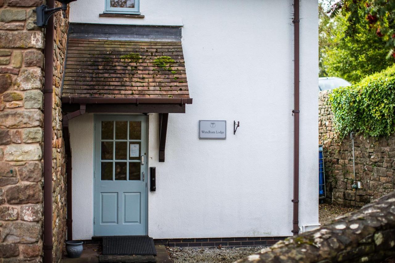 The Wyndham Hotel Clearwell エクステリア 写真